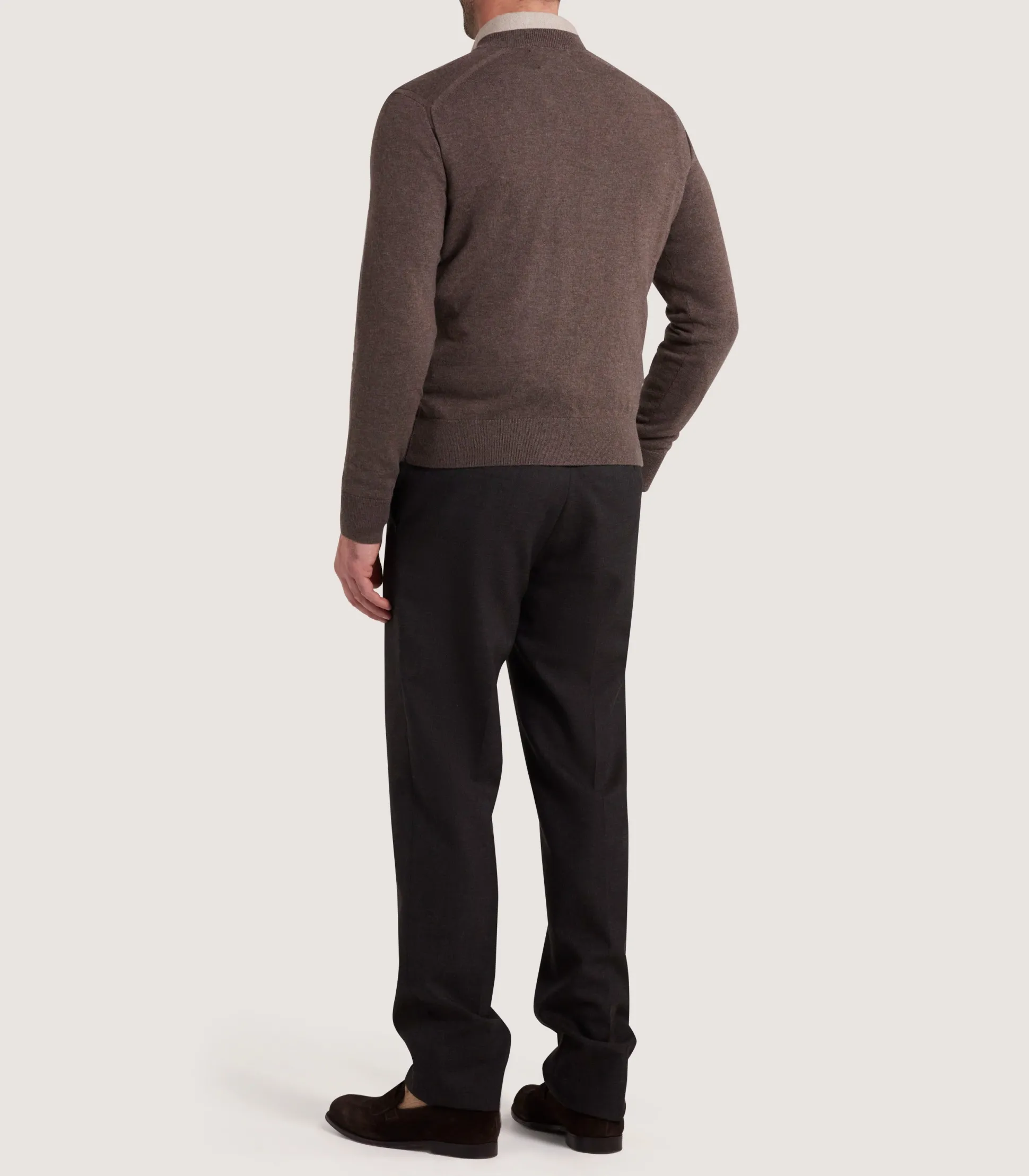 Purdey Men's Ensay British Outdoor V Neck Jumper in Oak