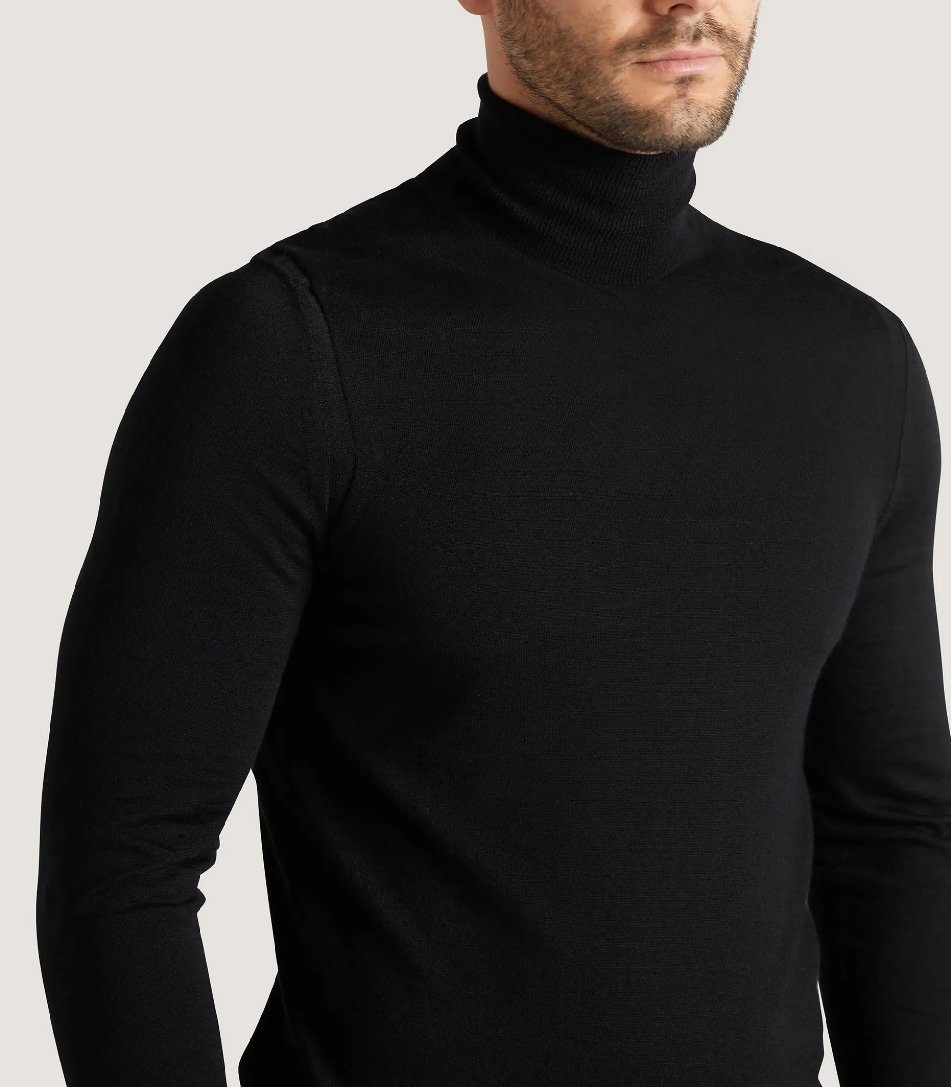 Purdey Men's Extra Fine Worsted Cashmere Seamless Turtleneck In Black