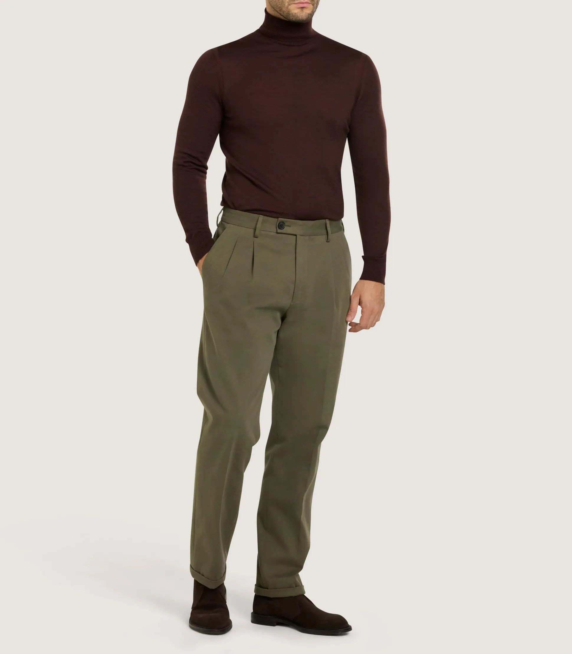 Purdey Men's Extra Fine Worsted Cashmere Seamless Turtleneck In Dark Umber