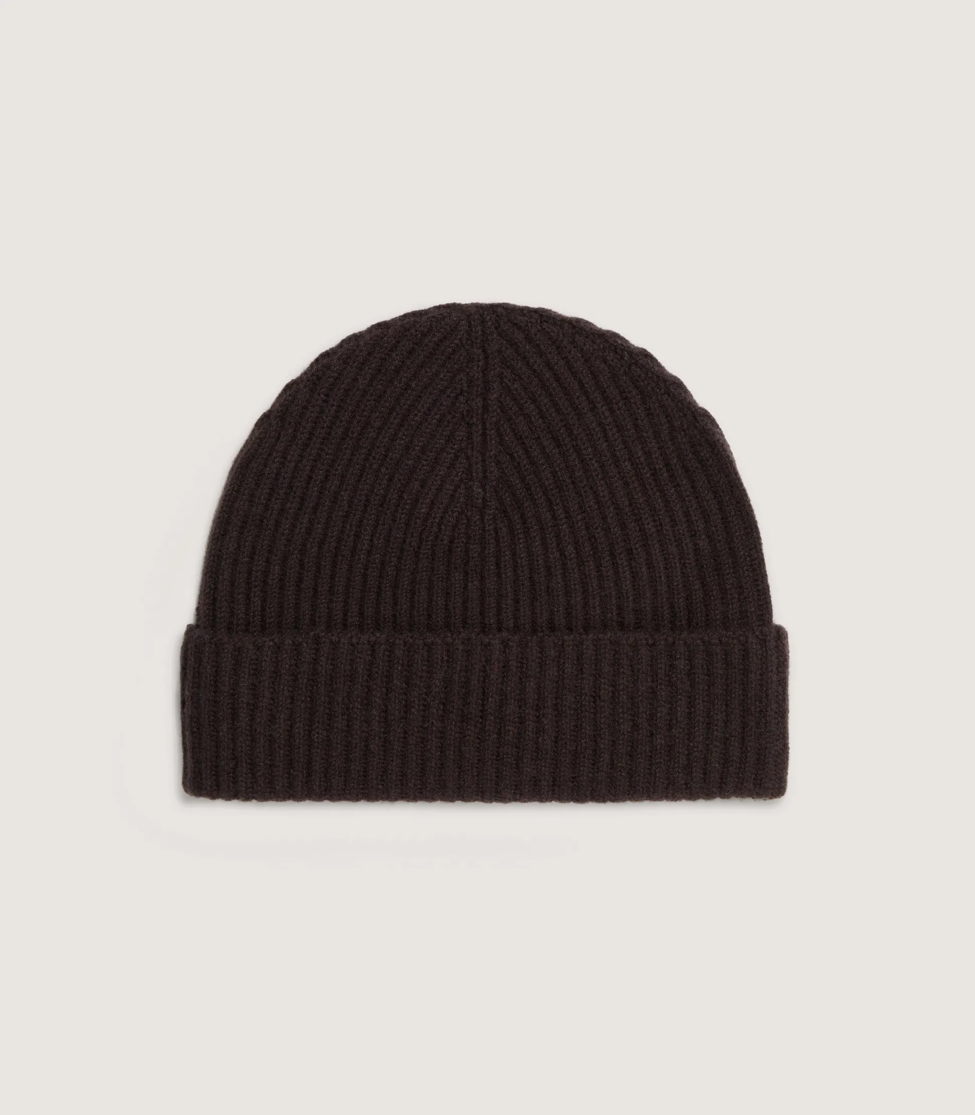 Women Purdey Unisex Ribbed Cashmere Beanie in Chocolate